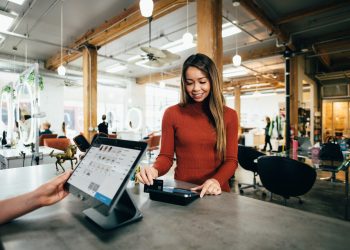 How A POS System Improves Your Restaurant’s Customer Service