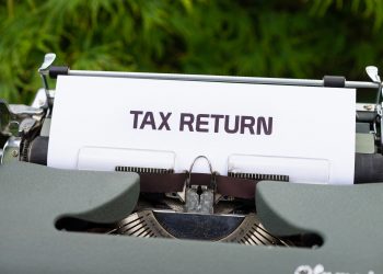 8 Key Tips to Filing Income Tax Returns for a Decedent