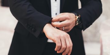 The Ultimate Engagement Checklist for the Groom