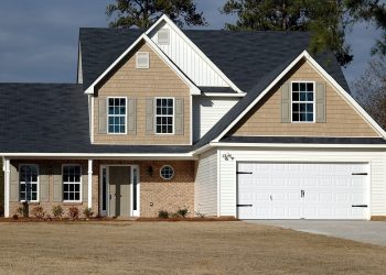 10 Ways to Spruce Your Home Up for Summer