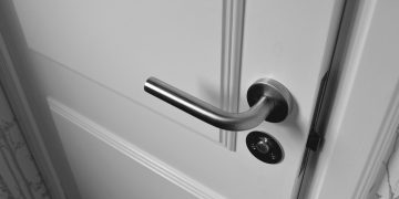 How to Choose a Reliable Locksmith: Factors to Consider